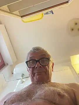 Snapshot of 4n4l1zz4m1 chatting on 03-03-25, 03:53 4n4l1zz4m1 online show from 03-03-25, 03:53