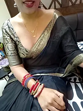 Snapshot of Roja-Telugu777 chatting on 11-05-25, 02:17 Roja-Telugu777 online show from 11-05-25, 02:17