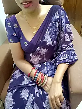 Snapshot of Roja-Telugu777 chatting on 11-11-25, 02:44 Roja-Telugu777 online show from 11-11-25, 02:44