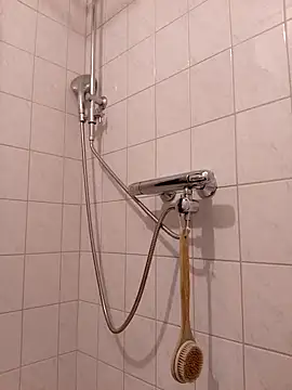 Snapshot of Mistersexy73 chatting on 09-29-25, 08:52 Mistersexy73 online show from 09-29-25, 08:52