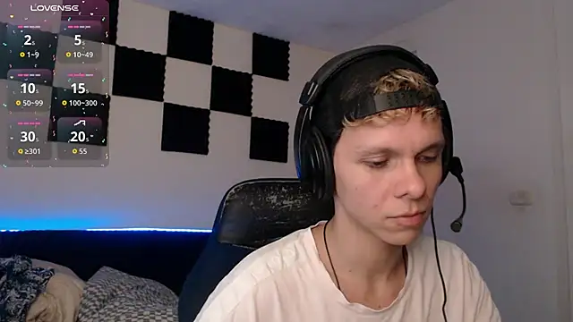 bryamado69 online show from 10-19-25, 08:20