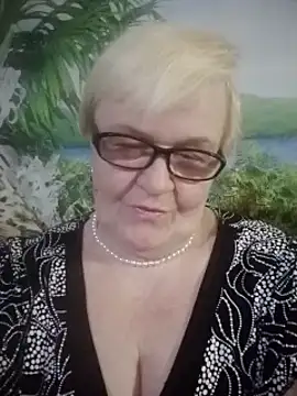 VioletSweet566 online show from 01-26-25, 03:47