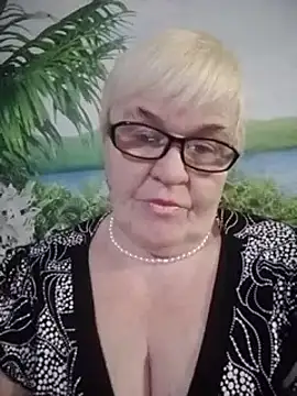 VioletSweet566 online show from 02-21-25, 03:56