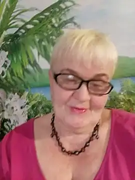 VioletSweet566 online show from 03-19-25, 08:32