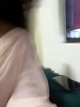Snapshot of BongQueen9 chatting on 05-24-26, 11:26 BongQueen9 online show from 05-24-26, 11:26