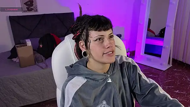  sharlotte777 online show from 02-17-26, 01:07