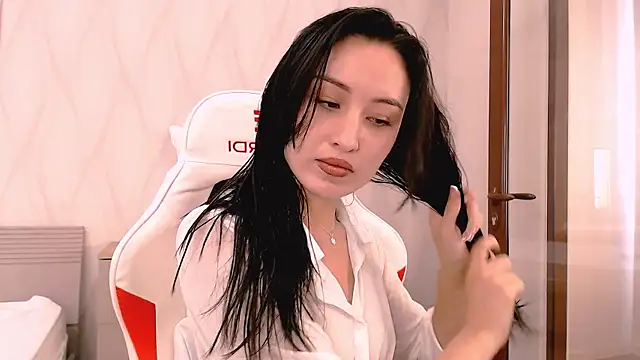 Ann  Cute online show from 10-14-25, 05:30