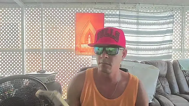 cubano1082 online show from 07-08-26, 04:33