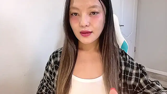 Snapshot of Risalynn chatting on 12-17-24, 03:50 Risalynn online show from 12-17-24, 03:50