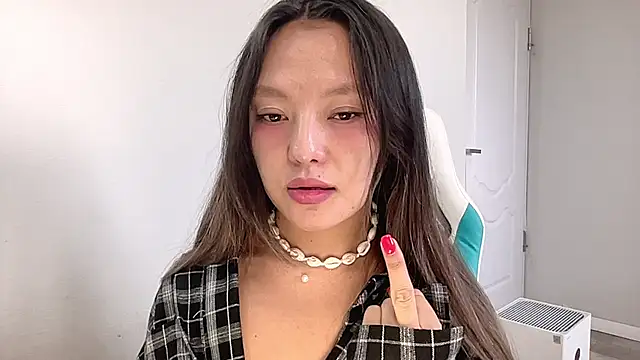 Snapshot of Risalynn chatting on 12-19-24, 03:40 Risalynn online show from 12-19-24, 03:40