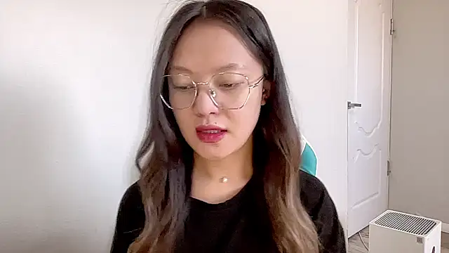 Snapshot of Risalynn chatting on 01-24-25, 03:43 Risalynn online show from 01-24-25, 03:43