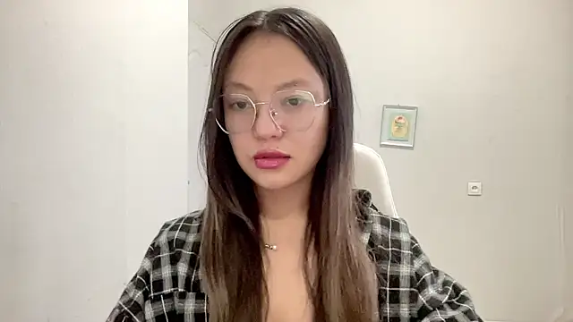 Snapshot of Risalynn chatting on 01-30-25, 02:49 Risalynn online show from 01-30-25, 02:49