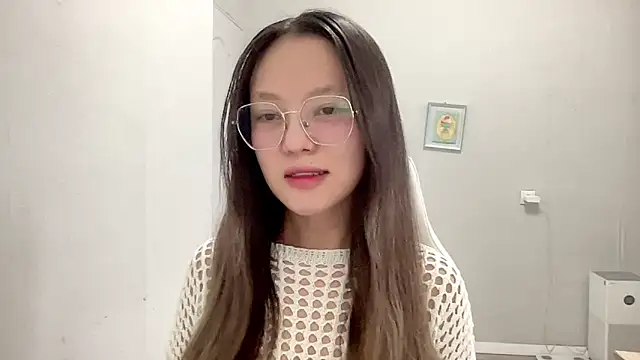 Snapshot of Risalynn chatting on 02-11-25, 03:18 Risalynn online show from 02-11-25, 03:18