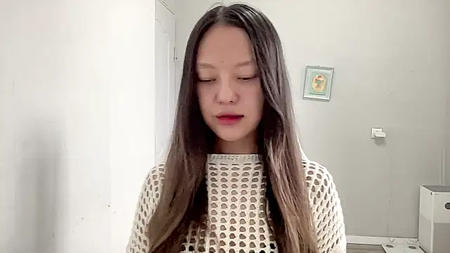 Snapshot of Risalynn chatting on 02-11-25, 06:19 Risalynn online show from 02-11-25, 06:19