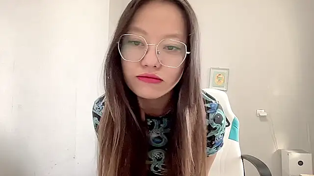 Snapshot of Risalynn chatting on 02-20-25, 03:34 Risalynn online show from 02-20-25, 03:34