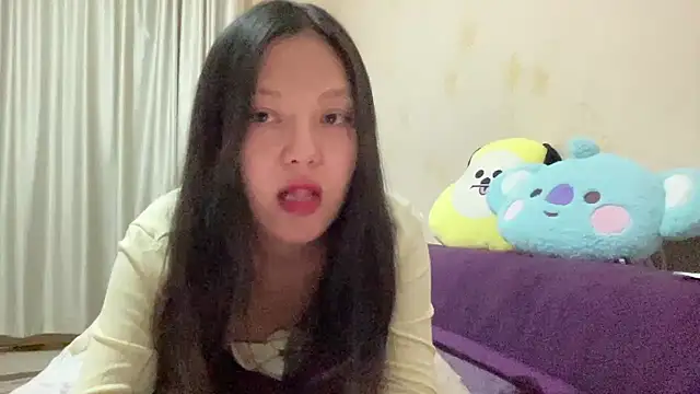 Snapshot of Risalynn chatting on 01-09-26, 06:10 Risalynn online show from 01-09-26, 06:10