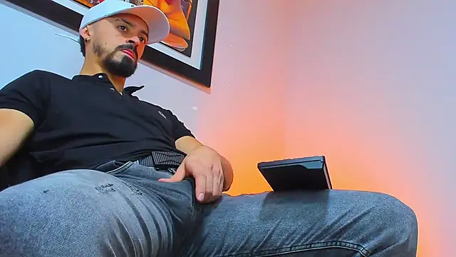 MAXIMUS MASTE3 online show from 10-17-25, 08:44