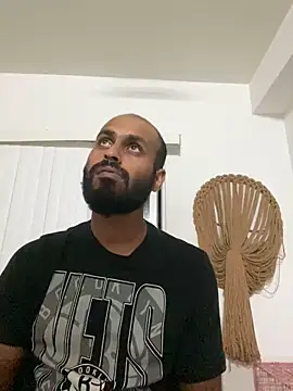 Snapshot of islandvybee55 chatting on 12-02-24, 01:36 islandvybee55 online show from 12-02-24, 01:36