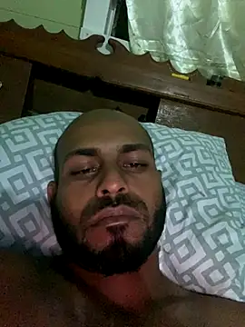 islandvybee55 online show from 12-23-25, 03:37