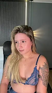 MiaPetit  online show from 11-06-25, 12:00