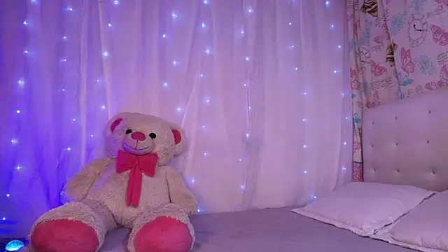 ivonjoness online show from 12-21-25, 03:46