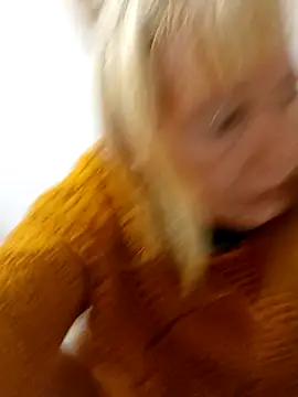 Snapshot of Ladykiss833 chatting on 10-01-25, 10:38 Ladykiss833 online show from 10-01-25, 10:38