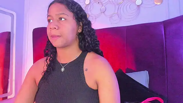 Sofi Fox  online show from 04-02-26, 03:15