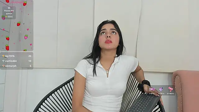 natalia aguirre1 online show from 02-08-25, 03:42