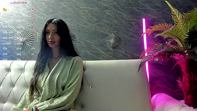 moona ray online show from 09-18-25, 07:27