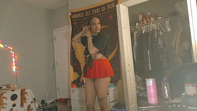 loveluna8 online show from 02-12-25, 01:52