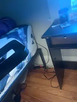 loveluna8 online show from 04-18-26, 01:48