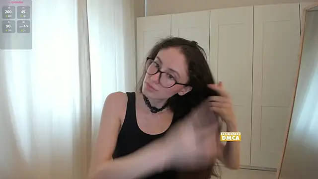 snowiie online show from 10-24-25, 11:17