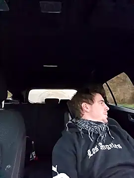 Titanhoott online show from 01-16-25, 08:11