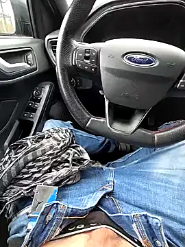 Titanhoott online show from 01-20-25, 12:49