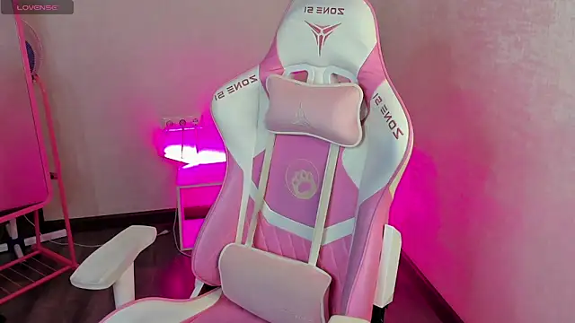 Lesi Moonie01 online show from 02-15-25, 11:28