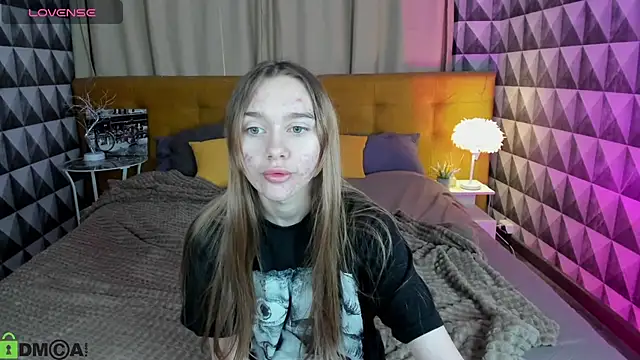 Lesi Moonie01 online show from 09-10-25, 08:25