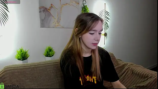 Lesi Moonie01 online show from 11-10-25, 08:46