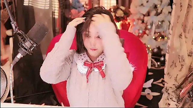 Snapshot of Missy_Nana21 chatting on 01-18-26, 04:22 Missy Nana21 online show from 01-18-26, 04:22