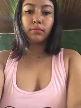 Snapshot of EmmaRossem chatting on 01-02-25, 08:13 EmmaRossem online show from 01-02-25, 08:13