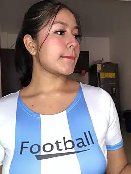 Snapshot of EmmaRossem chatting on 11-01-25, 07:49 EmmaRossem online show from 11-01-25, 07:49