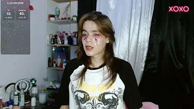 Snapshot of shun_sun chatting on 02-10-25, 01:57 shun sun online show from 02-10-25, 01:57