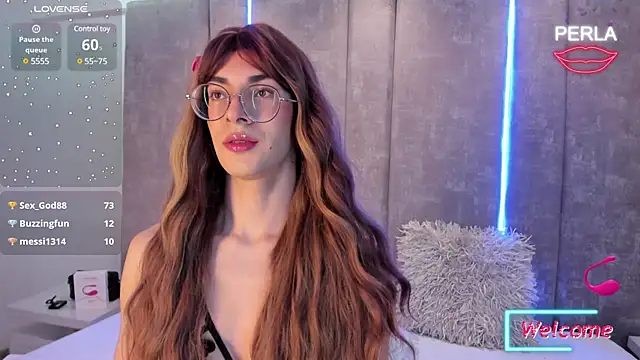 Snapshot of MaxiRogers chatting on 02-03-25, 10:32 MaxiRogers online show from 02-03-25, 10:32