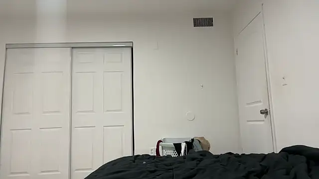 Snapshot of shandiloveslemonss chatting on 10-09-25, 11:47 shandiloveslemonss online show from 10-09-25, 11:47