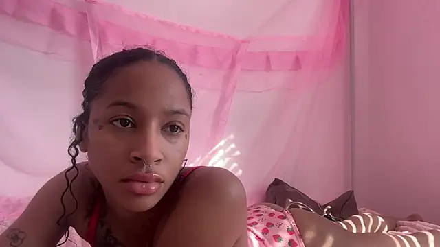 Snapshot of shandiloveslemonss chatting on 11-15-25, 02:24 shandiloveslemonss online show from 11-15-25, 02:24