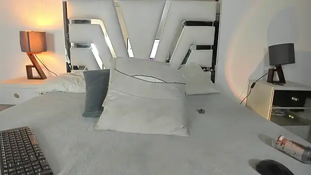 kimberlyycox online show from 01-22-25, 01:10