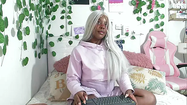 Snapshot of _amy_rojas_ chatting on 02-24-25, 12:41 amy rojas online show from 02-24-25, 12:41