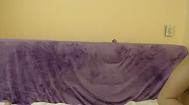 lilimini032 online show from 01-13-25, 11:49