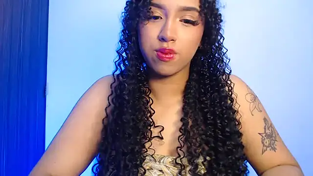 Snapshot of barbara_falcons chatting on 02-21-26, 03:40 barbara falcons online show from 02-21-26, 03:40