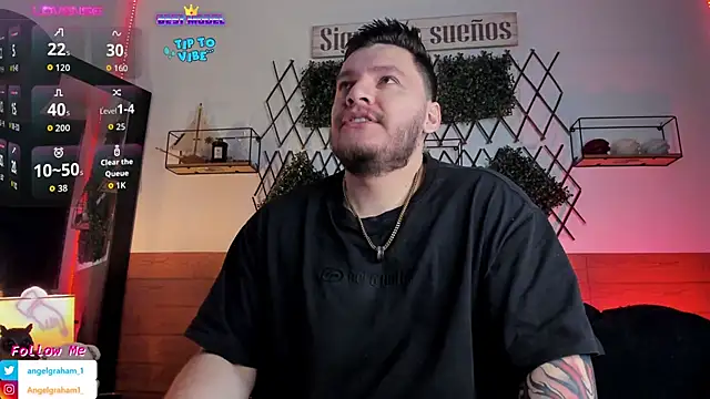 Snapshot of Angelgraham_1 chatting on 11-28-25, 04:31 Angelgraham 1 online show from 11-28-25, 04:31