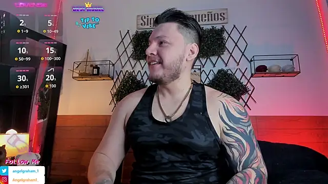 Snapshot of Angelgraham_1 chatting on 12-22-25, 03:09 Angelgraham 1 online show from 12-22-25, 03:09